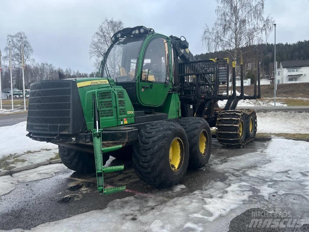 John Deere 1210 E Forwarderji