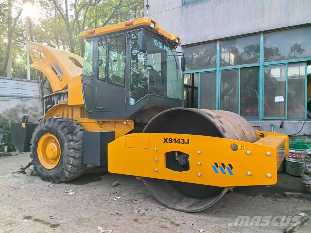 XCMG XS 142 J Enojni valjarji