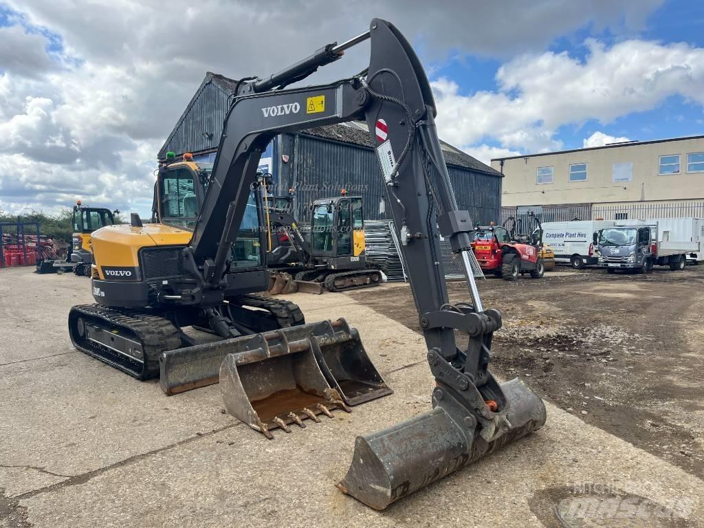 Volvo ECR 88 D PRO Midi bagri 7t – 12t