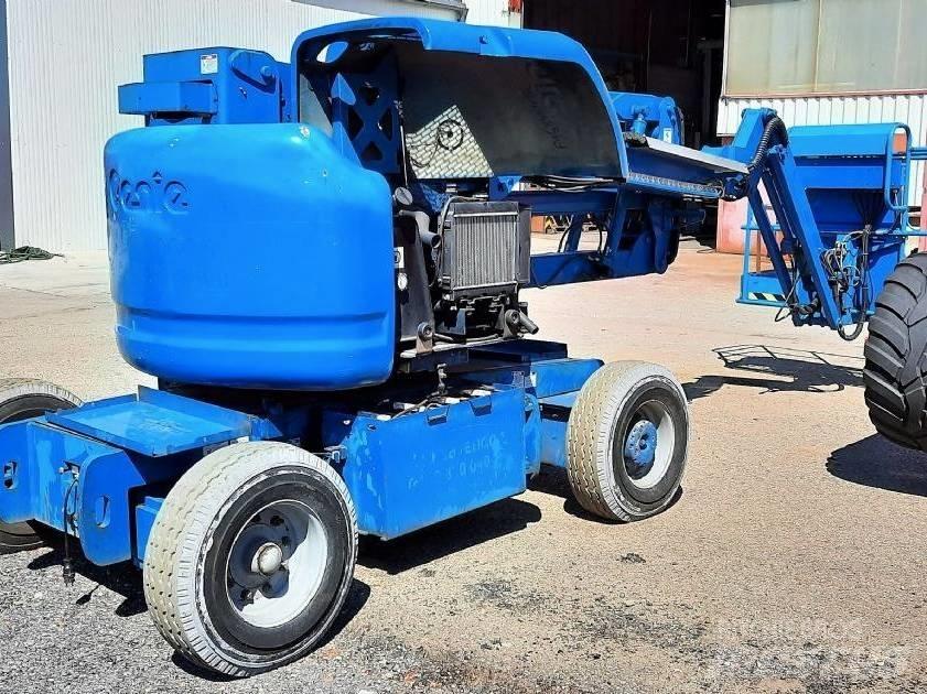 Genie Z 45/25 J Zglobne dvižne ploščadi