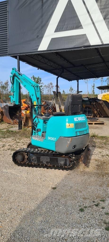 Kobelco SK 007 Mini bagri <7t
