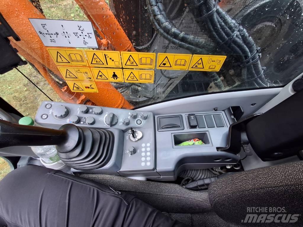 Hitachi ZX 225 US LC Bagri goseničarji