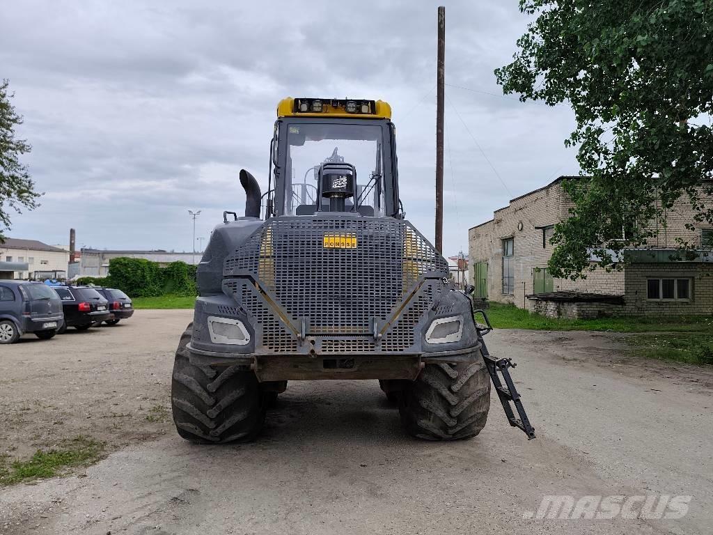 Ponsse BUFFALO 8W Forwarderji