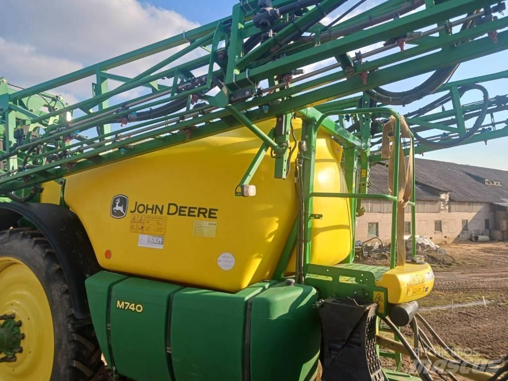 John Deere 740 Vlečne škropilnice