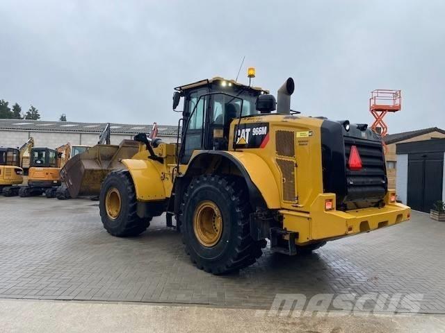 CAT 966 M Kolesni nakladalci