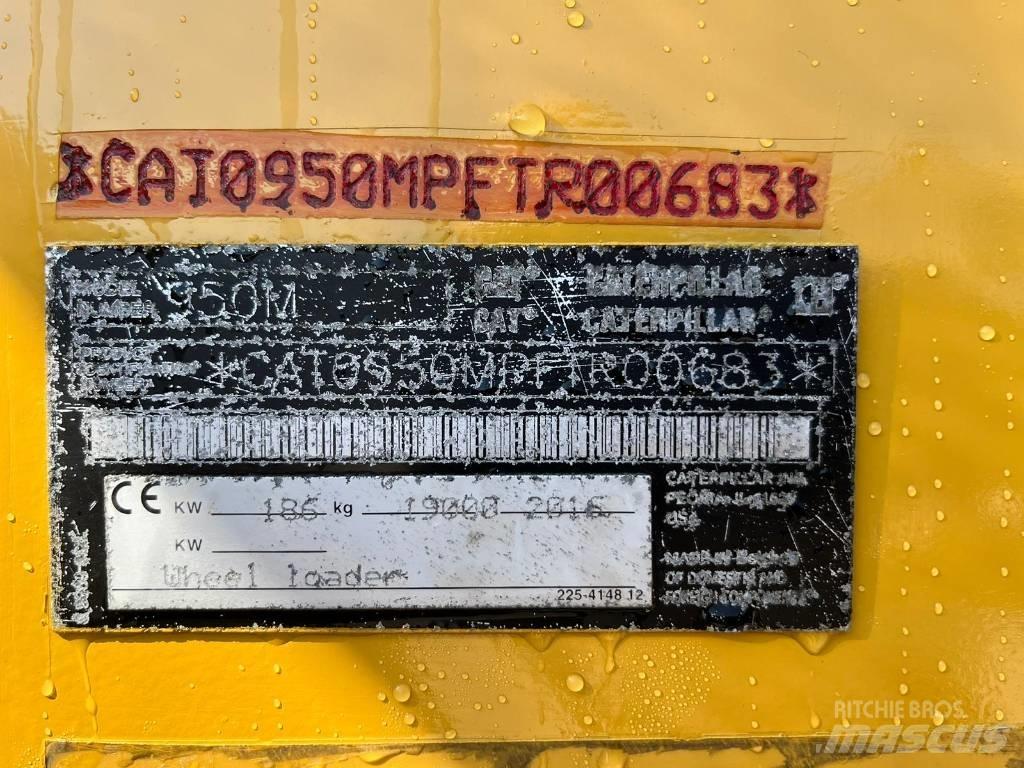 CAT 950M Kolesni nakladalci