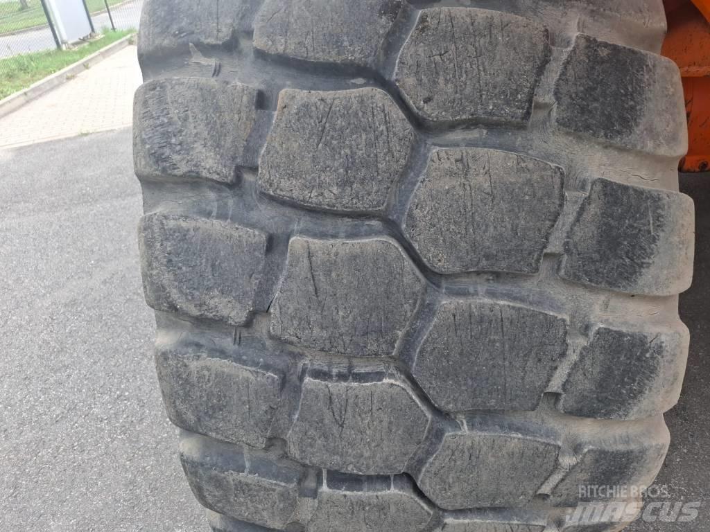 Doosan DA 30 Zglobni demperji