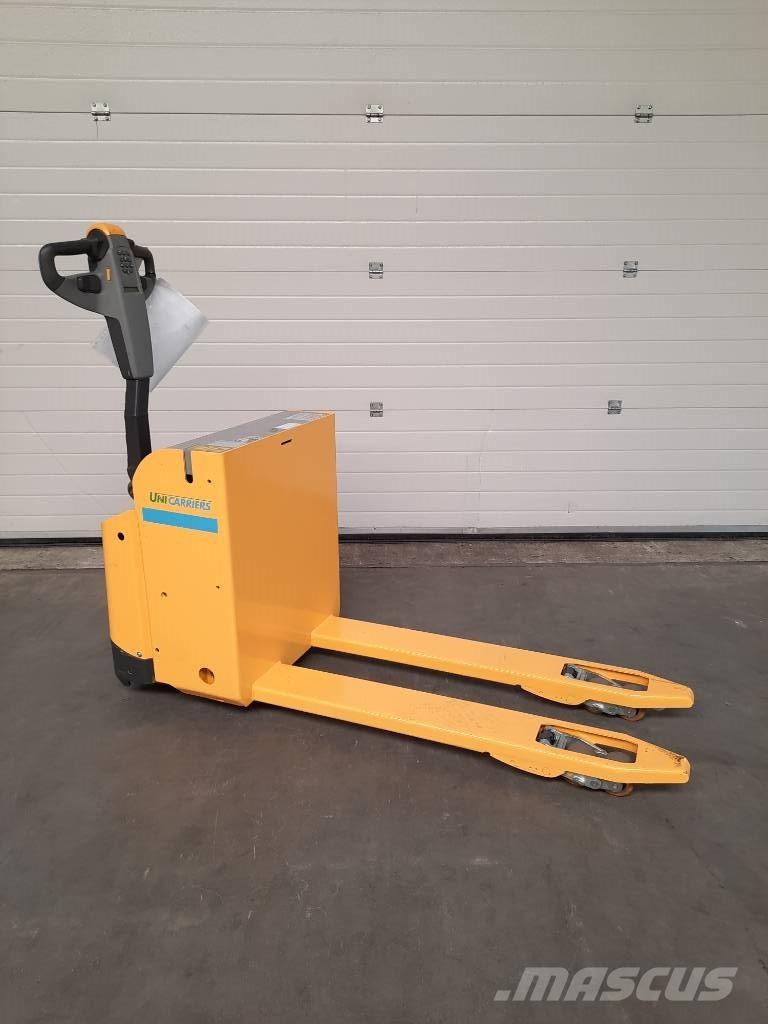 UniCarriers PLL200 Električni nizko dvižni viličar