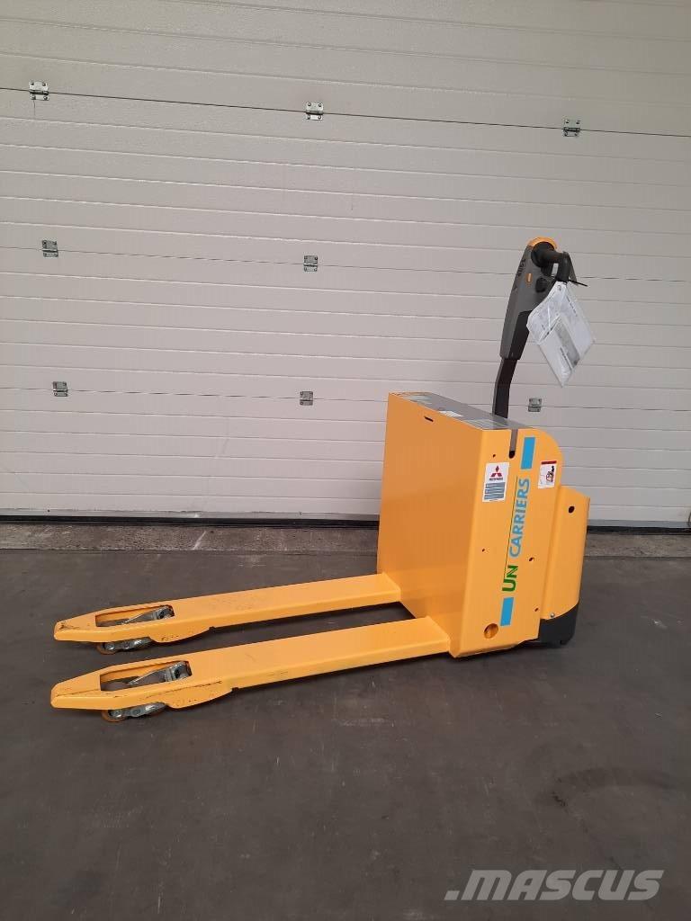UniCarriers PLL200 Električni nizko dvižni viličar