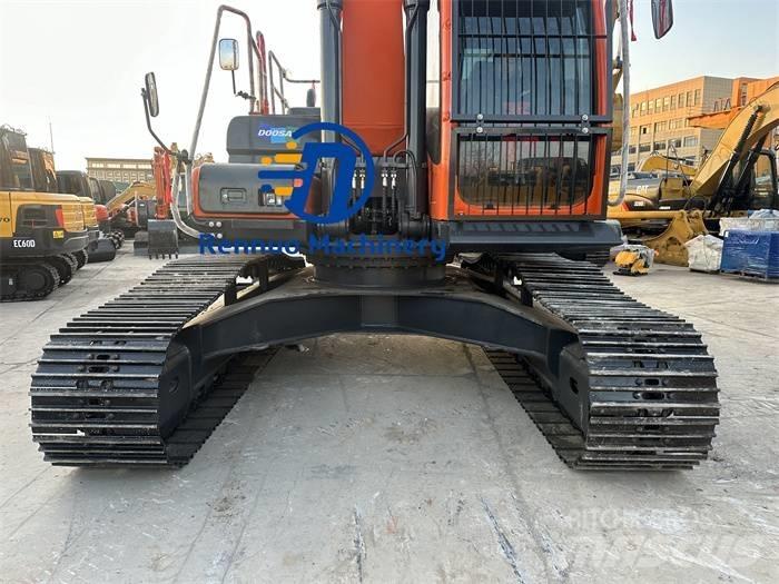 Doosan DX 300LC-9C Bagri goseničarji