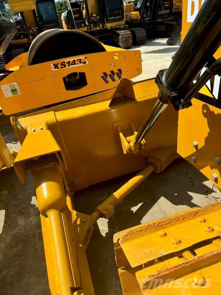 CAT D 6 G LGP II Buldožerji goseničarji