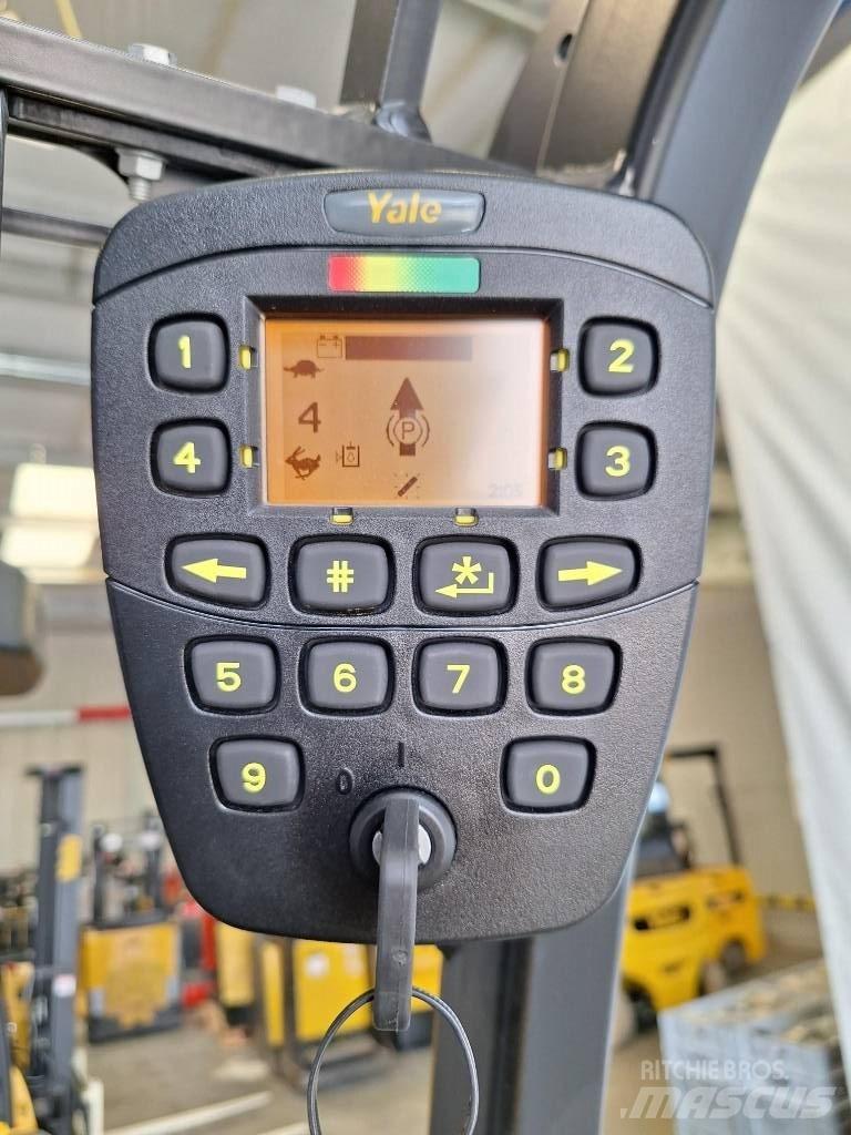 Yale ERP 30 VL Električni viličarji
