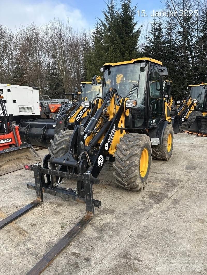 JCB 407 Kolesni nakladalci