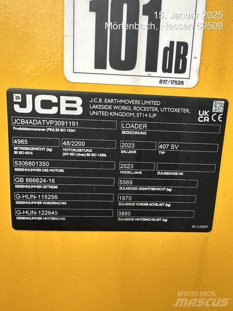 JCB 407 Kolesni nakladalci