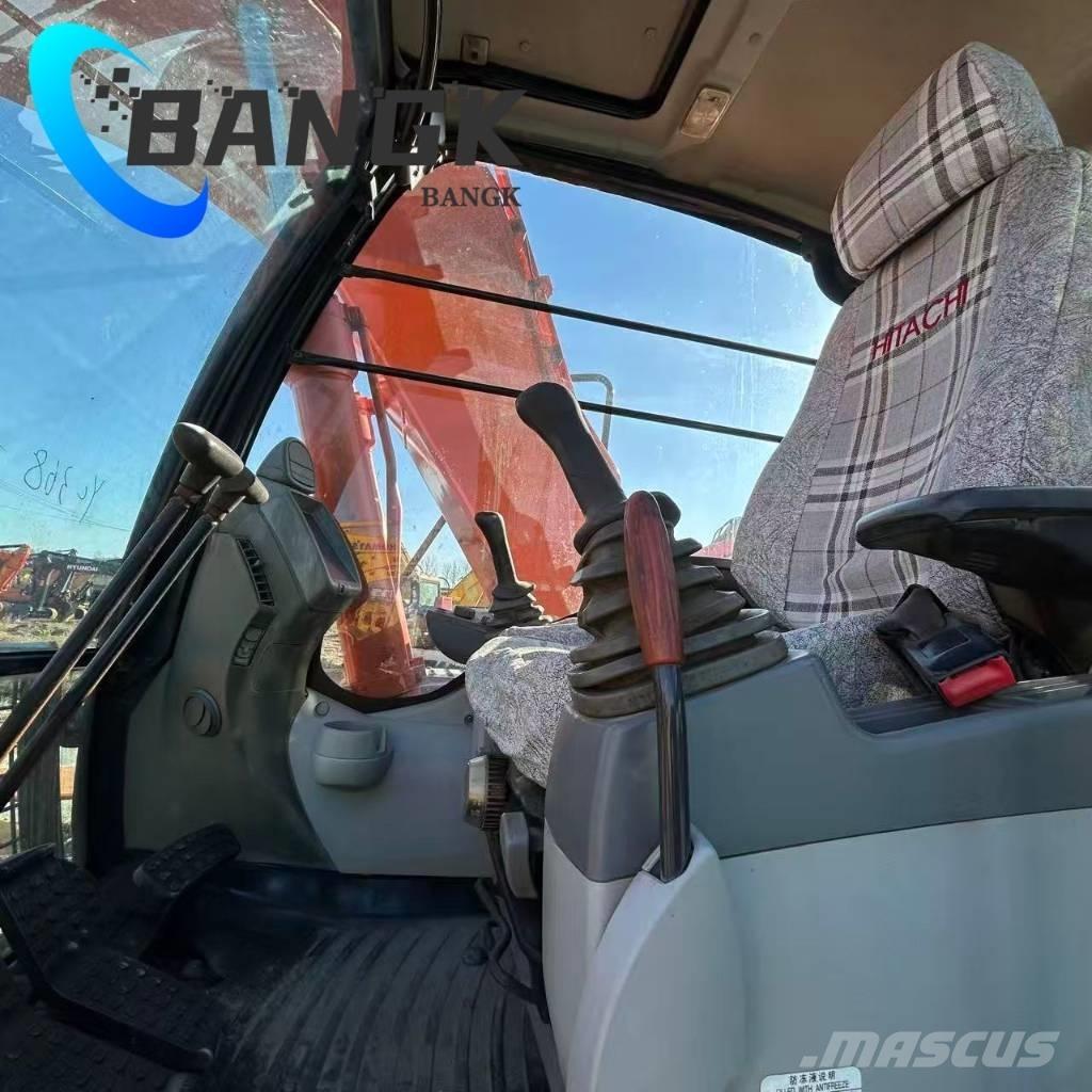 Hitachi Zaxis 130 Bagri goseničarji