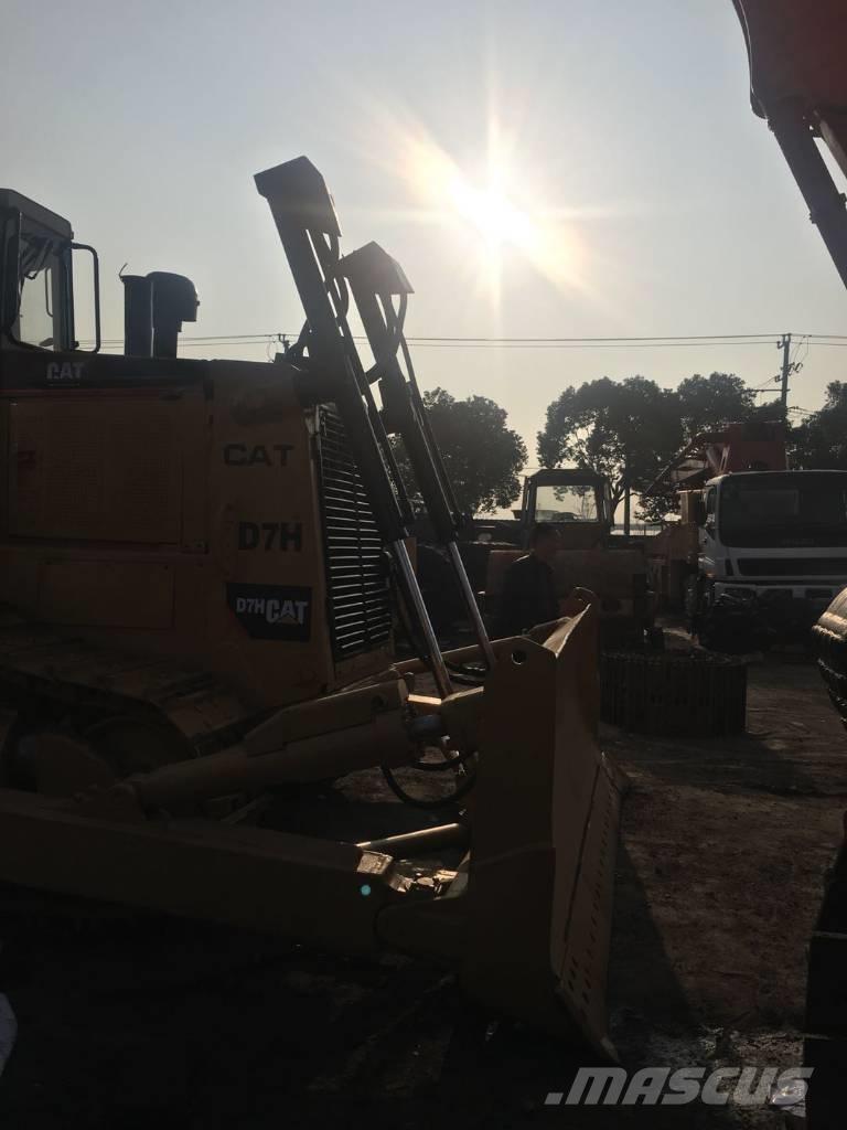 CAT D7H Buldožerji goseničarji