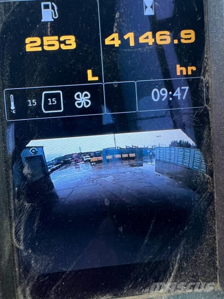 JCB JS 130 Bagri goseničarji