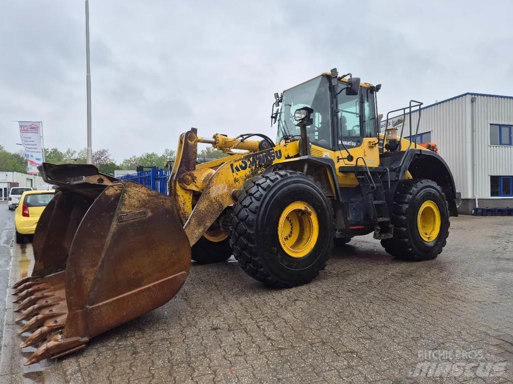 Komatsu WA 380 - 7 Kolesni nakladalci