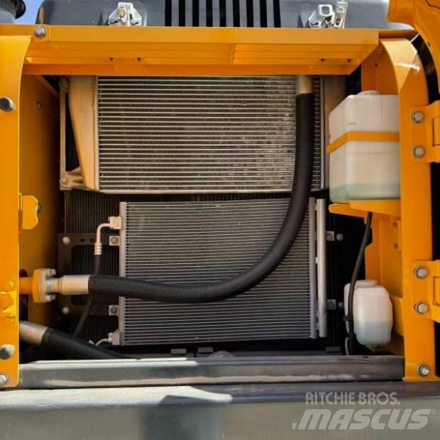 Hyundai R220-9S Bagri goseničarji