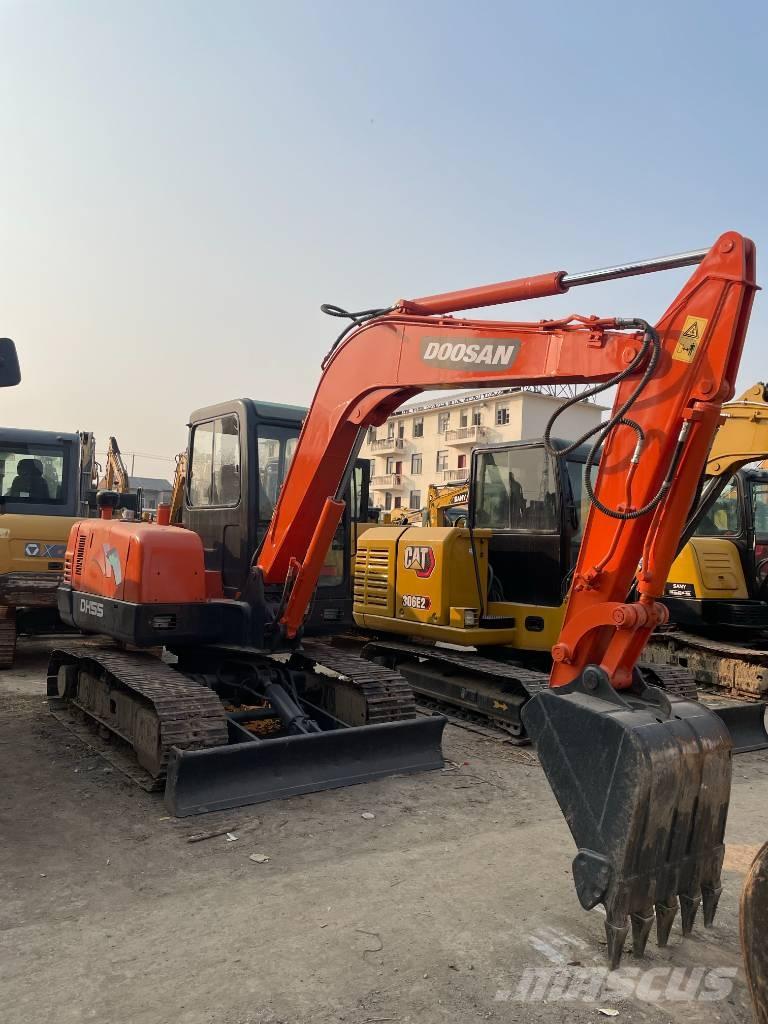Doosan DH 55 Mini bagri <7t