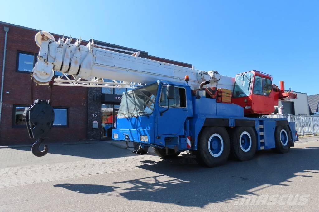 Liebherr LTM 1050-1 Rabljeni žerjavi za vsak teren