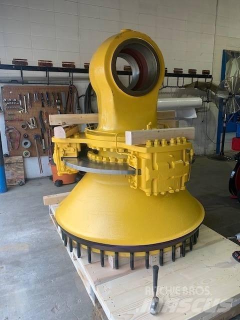 Komatsu 830 E Zglobni demperji