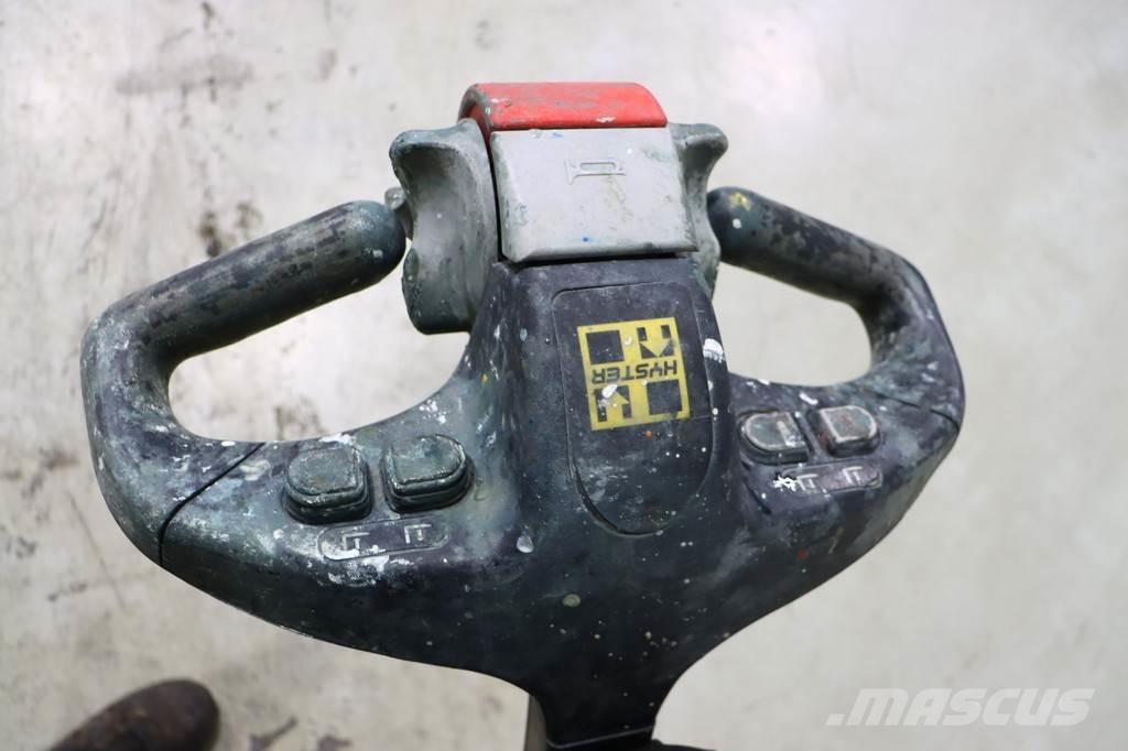 Hyster S1.6 Ročni električni viličar