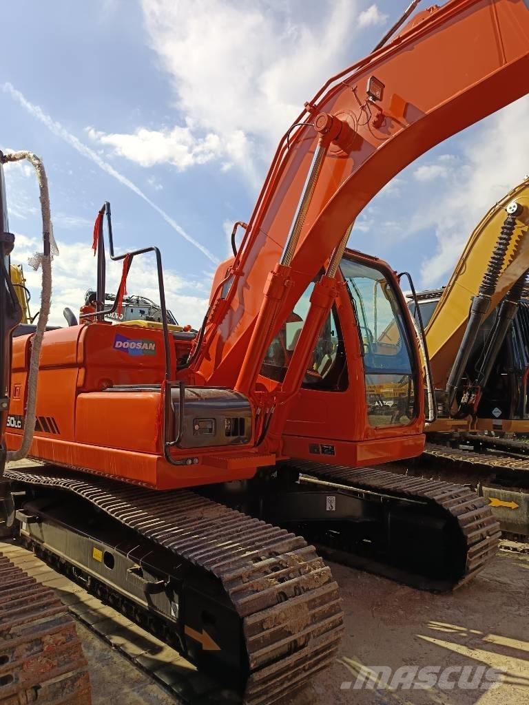 Doosan DX 150LC Bagri goseničarji