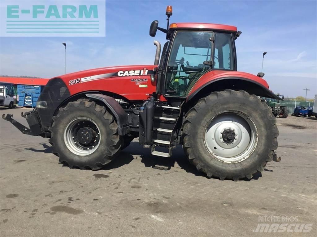 Case IH Magnum 235 Traktorji