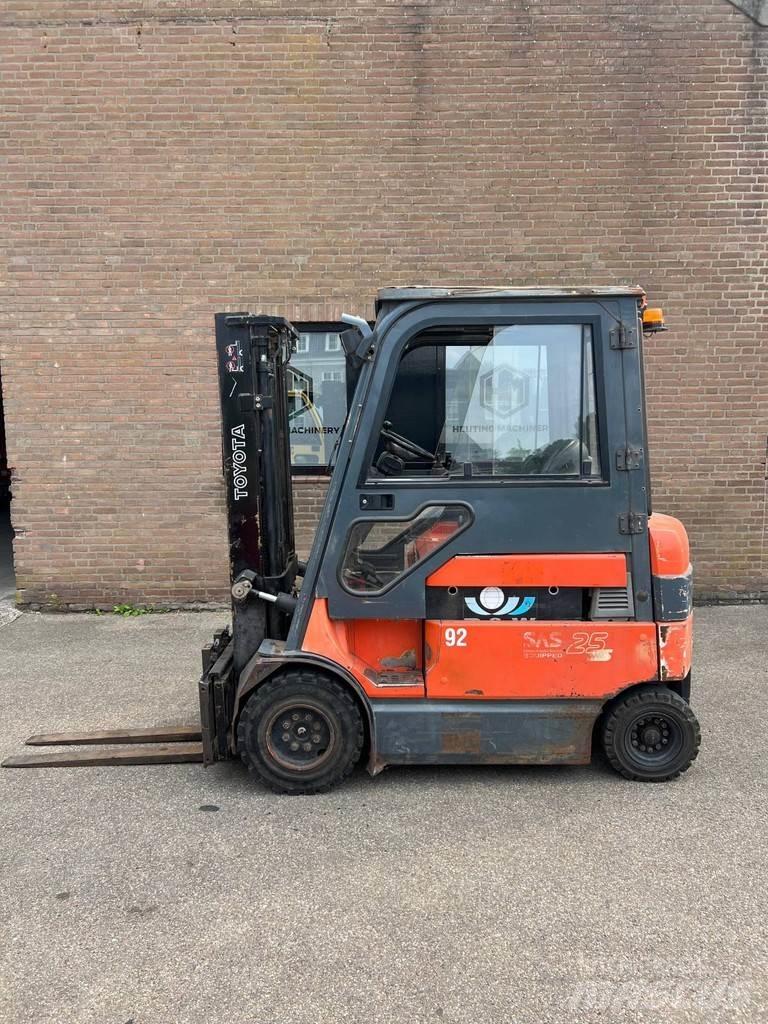 Toyota 7FBMF25 Električni viličarji