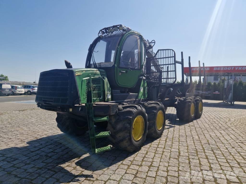 John Deere 1010 E Forwarderji