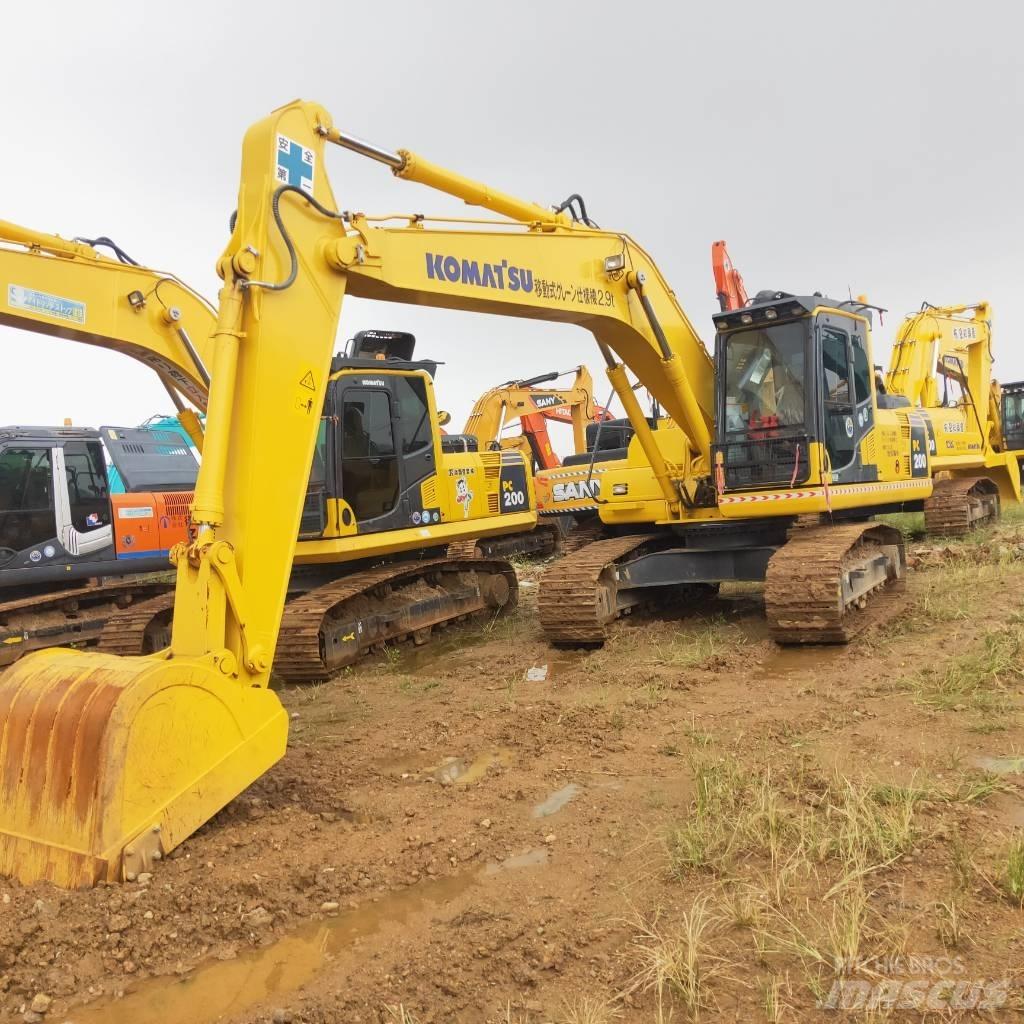 Komatsu PC200-8 Bagri goseničarji