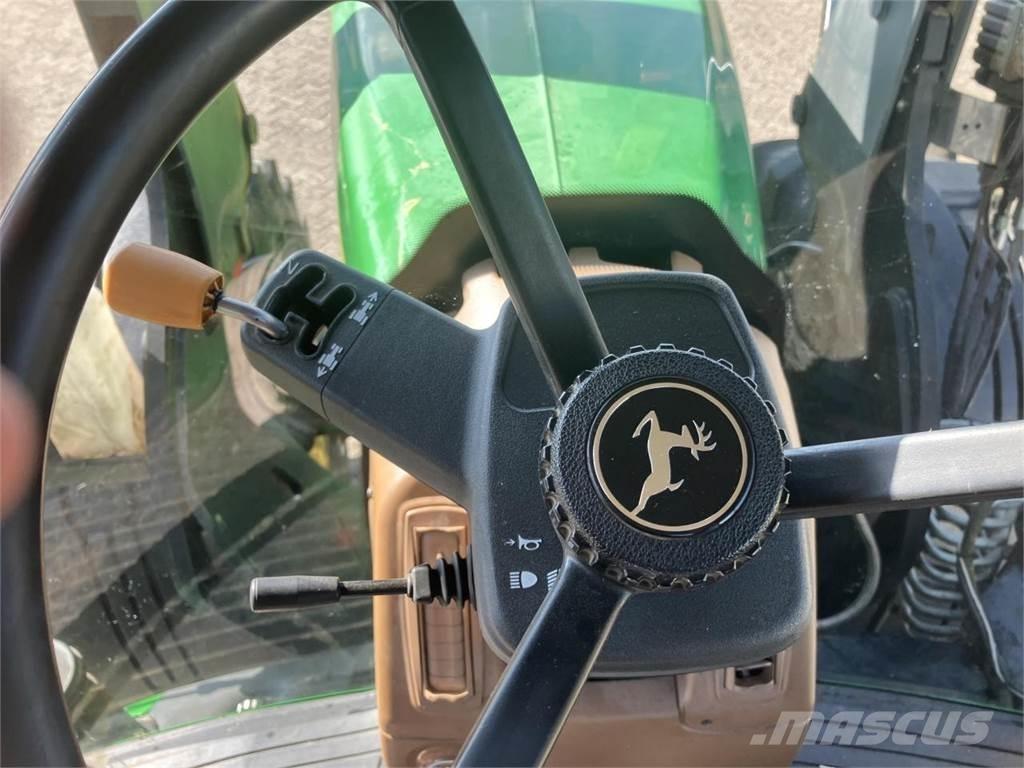 John Deere 7930 Traktorji