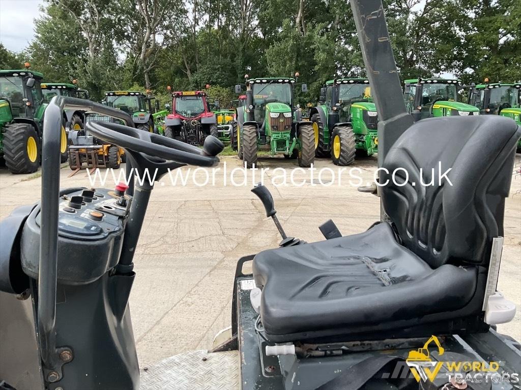 Bomag BW 120 AD-4 Dvojni valjarji