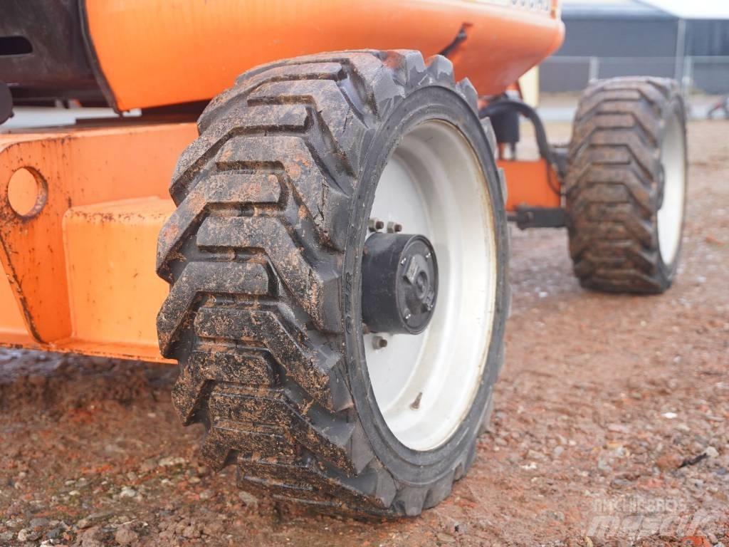 JLG 600 AJ Zglobne dvižne ploščadi