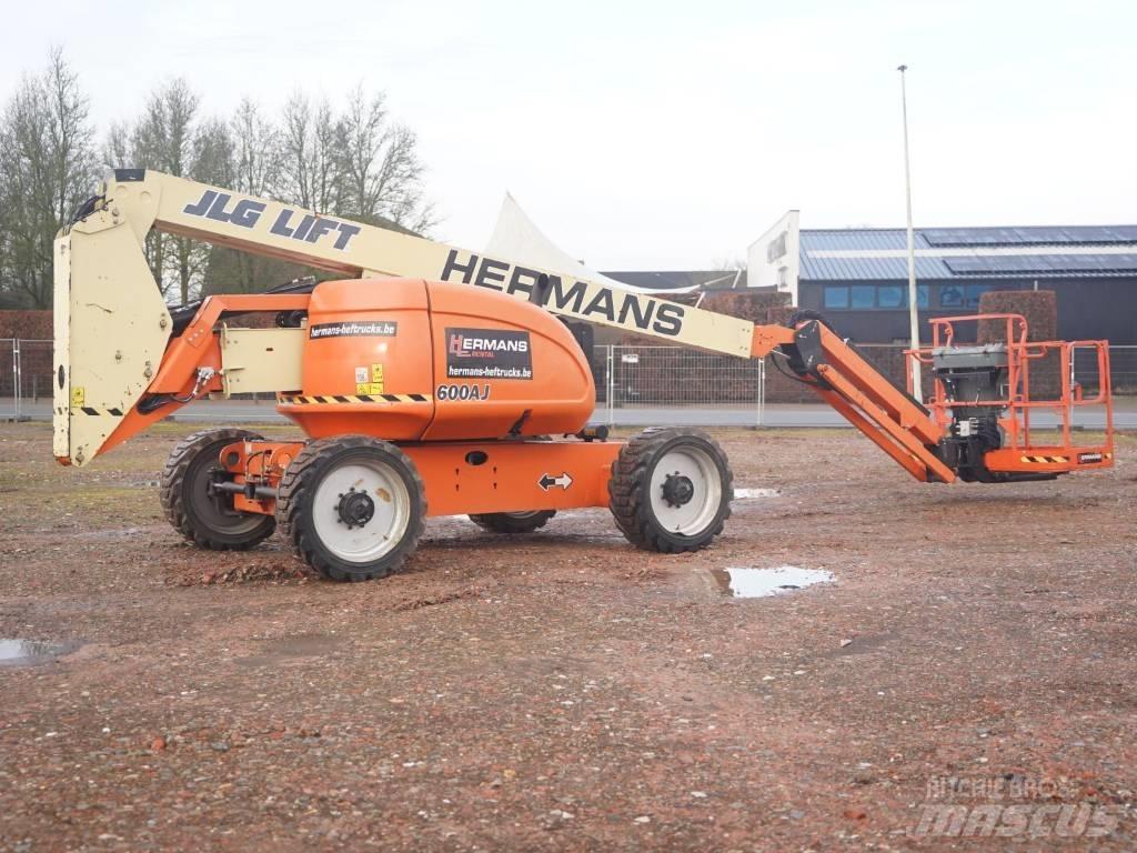 JLG 600 AJ Zglobne dvižne ploščadi