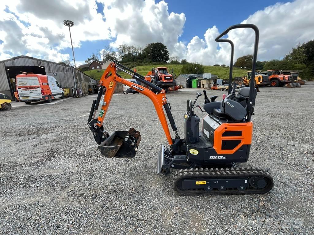 Develon DX 10 Z-7 Mini bagri <7t