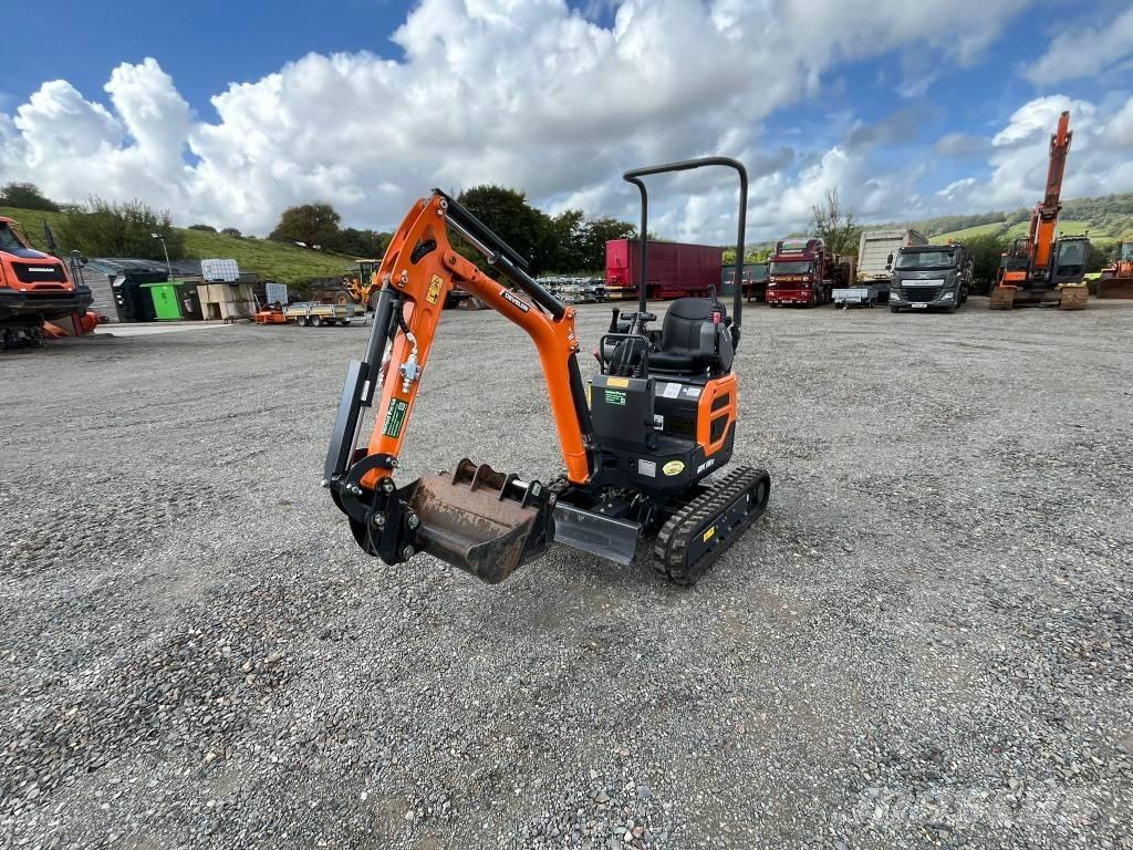 Develon DX 10 Z-7 Mini bagri <7t