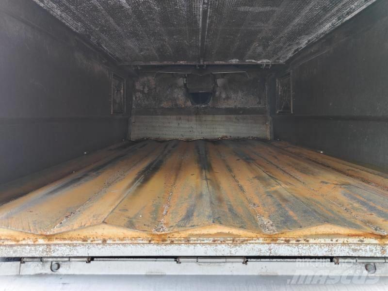Johnston CN 401 Cestni pometači