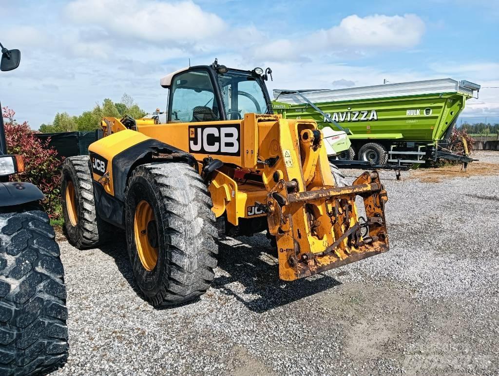 JCB 550-80 Kmetijski teleskopski nakladalci