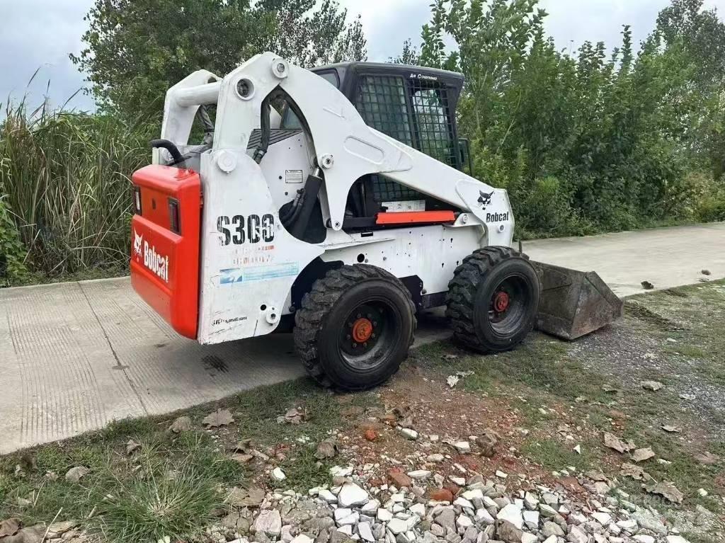 Bobcat S 300 Skid steer mini nakladalci