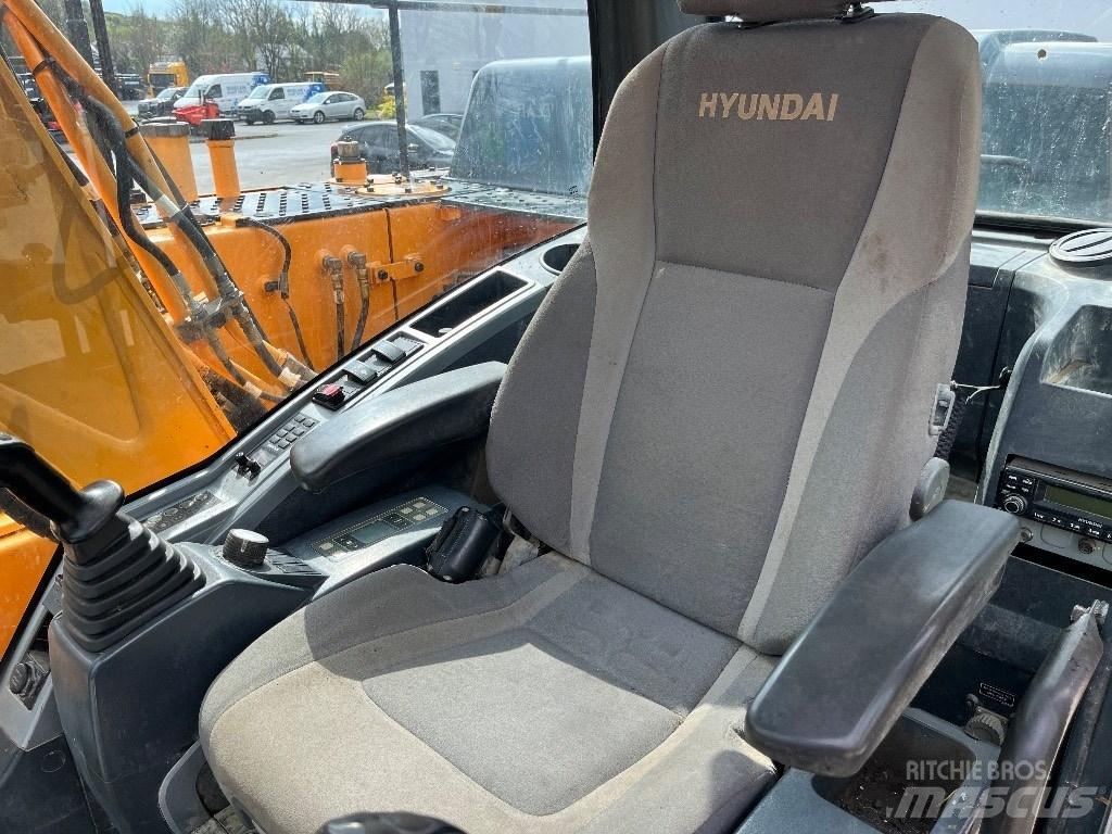 Hyundai 140LC-9A Bagri goseničarji
