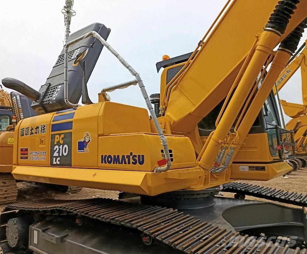 Komatsu PC 210 Bagri goseničarji