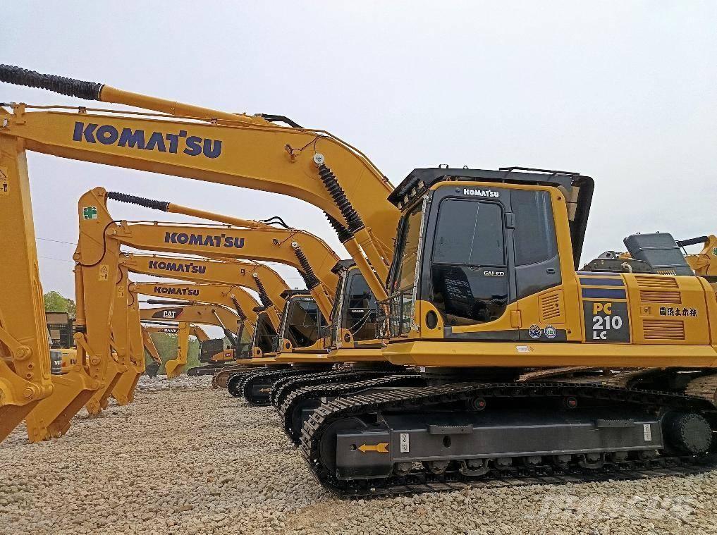 Komatsu PC 210 Bagri goseničarji