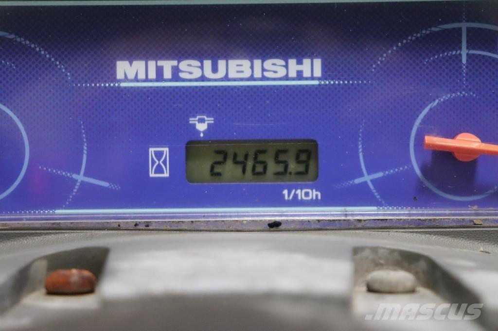 Mitsubishi FD25N Dizelski viličarji