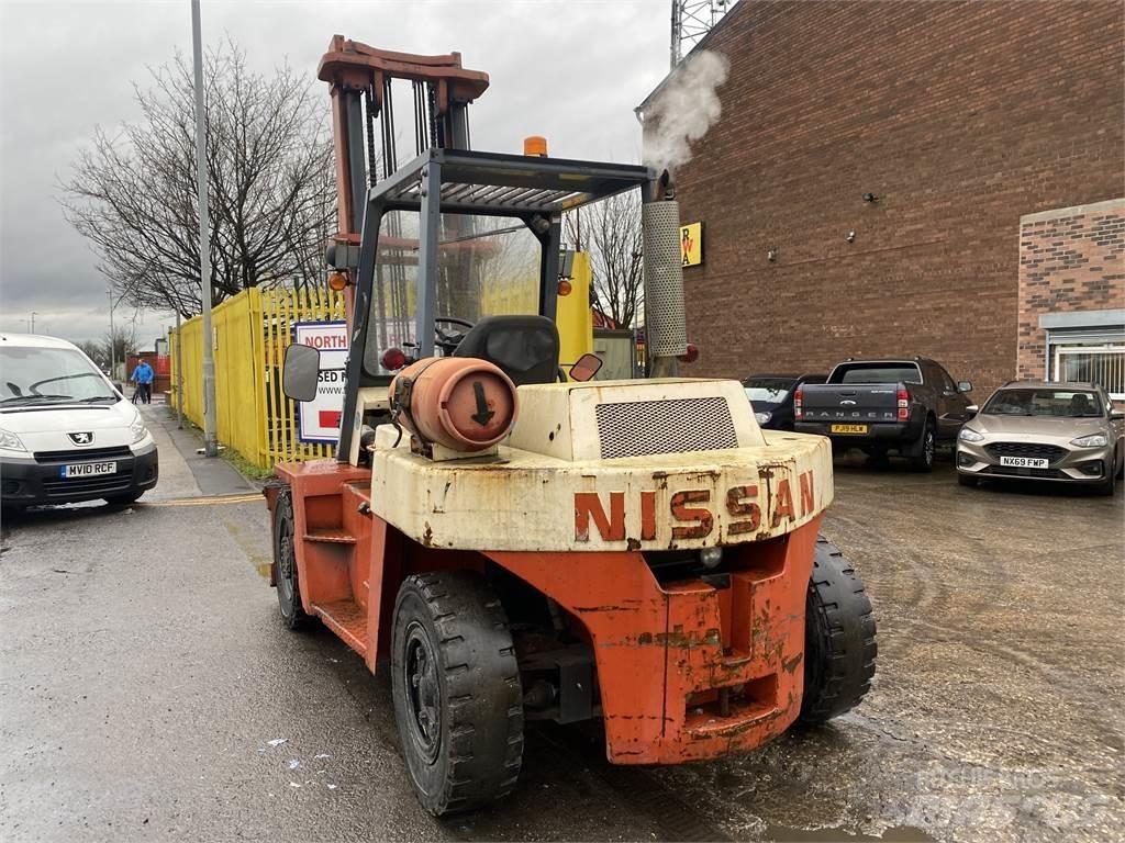 Nissan BF05H50U Dizelski viličarji