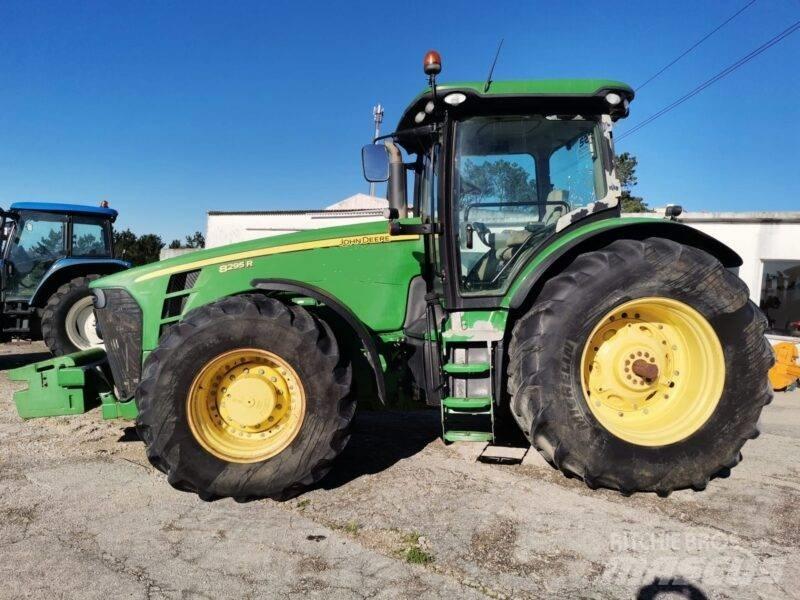 John Deere 8295 R Traktorji