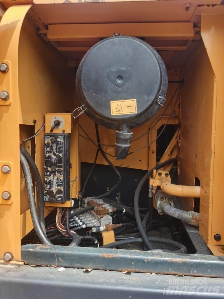 Hyundai R305LC-9T Bagri goseničarji