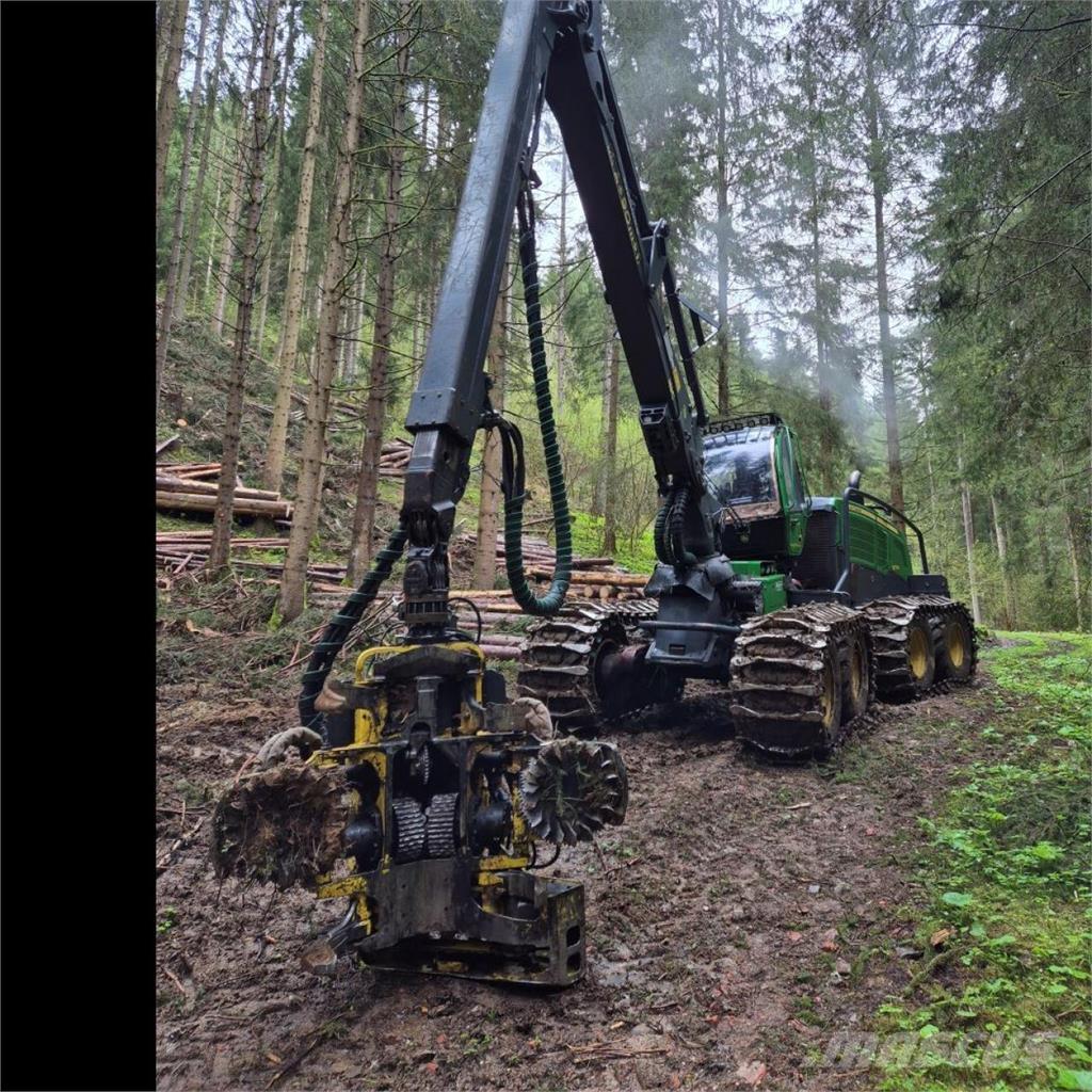 John Deere 1270 G Harvesterji