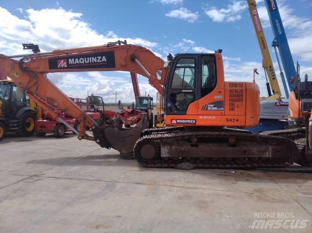 Doosan DX 235 LCR Bagri goseničarji